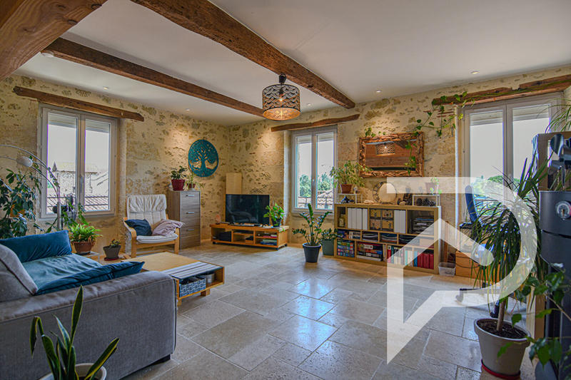 Maison - 142 m² - 5 pièces