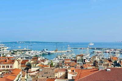 Appartement - 100 m² - 3 pièces