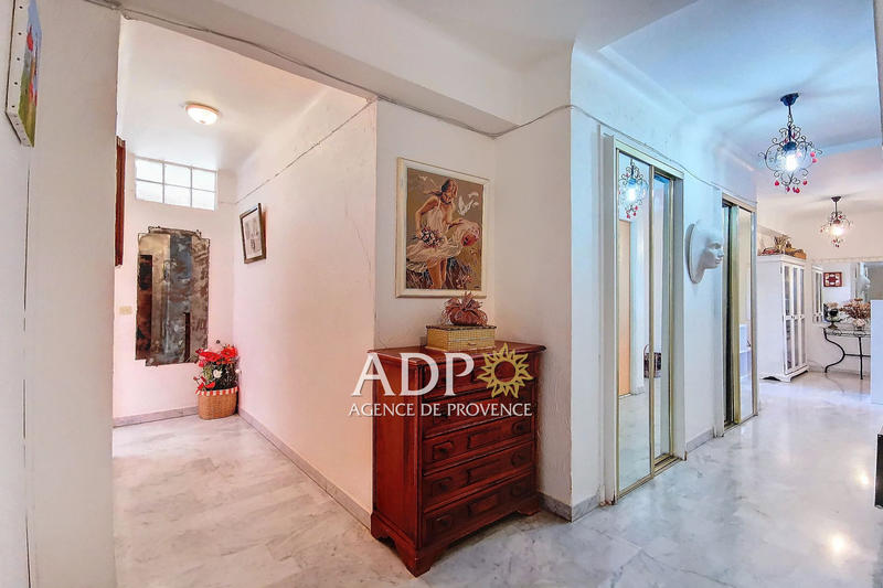 Appartement - 114 m² - 4 pièces