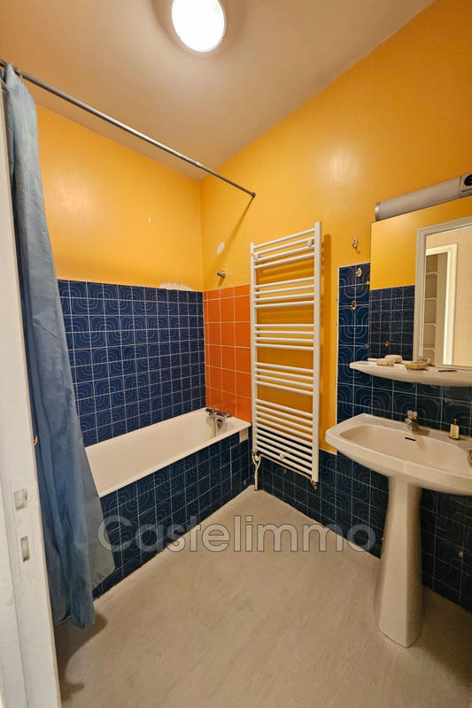 Maison - 211 m² - 4 pièces