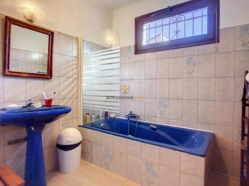 Maison - 151 m² - 7 pièces