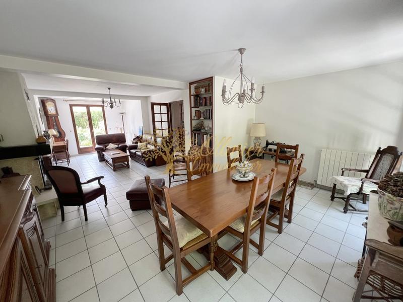 Pavillon - 130 m² - 6 pièces