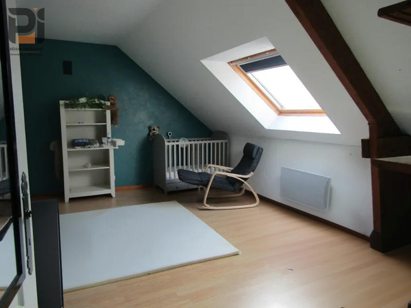 Maison - 220 m² - 9 pièces