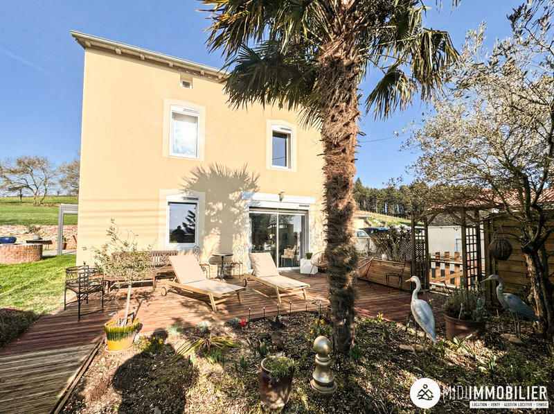 Maison - 190 m² - 6 pièces