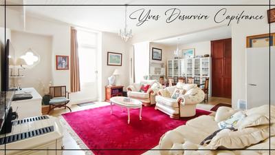 Maison - 181 m² - 6 pièces