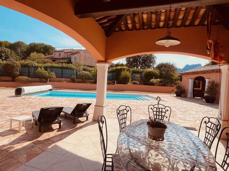 Maison - 160 m² - 5 pièces