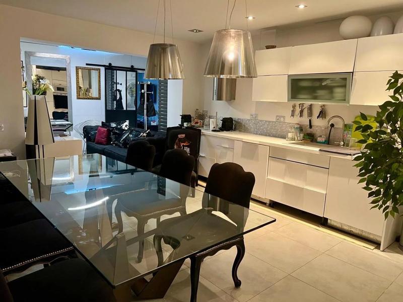 Appartement - 88 m² - 3 pièces