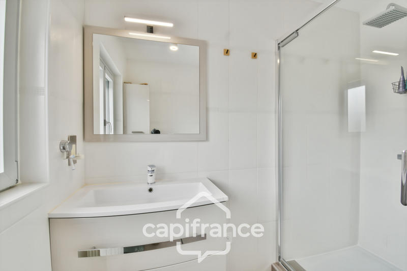 Maison - 187 m² - 7 pièces