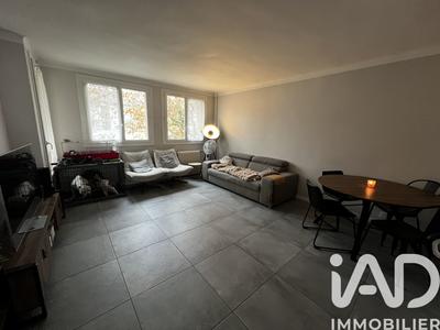 Appartement - 86 m² - 4 pièces