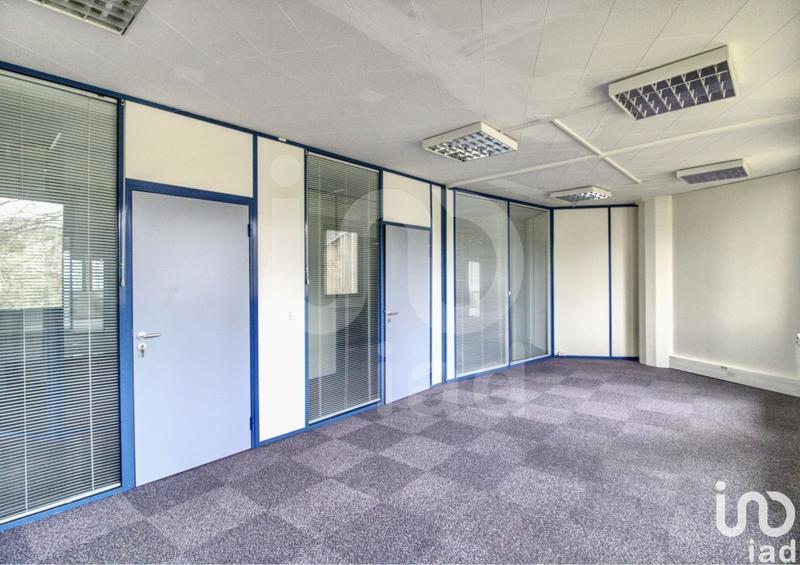 Bureau - 329 m²