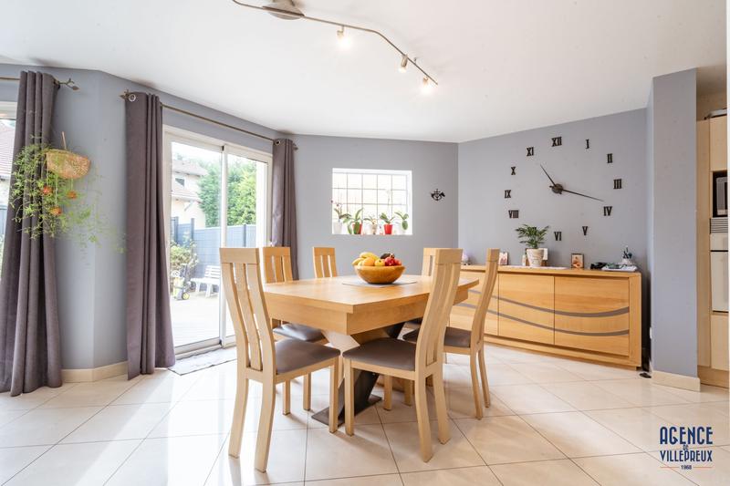Maison - 155 m² - 5 pièces