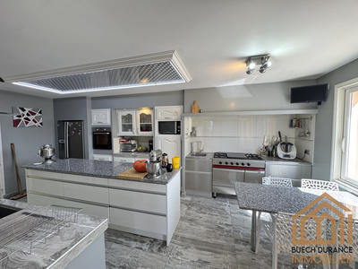 Maison - 155 m² - 5 pièces