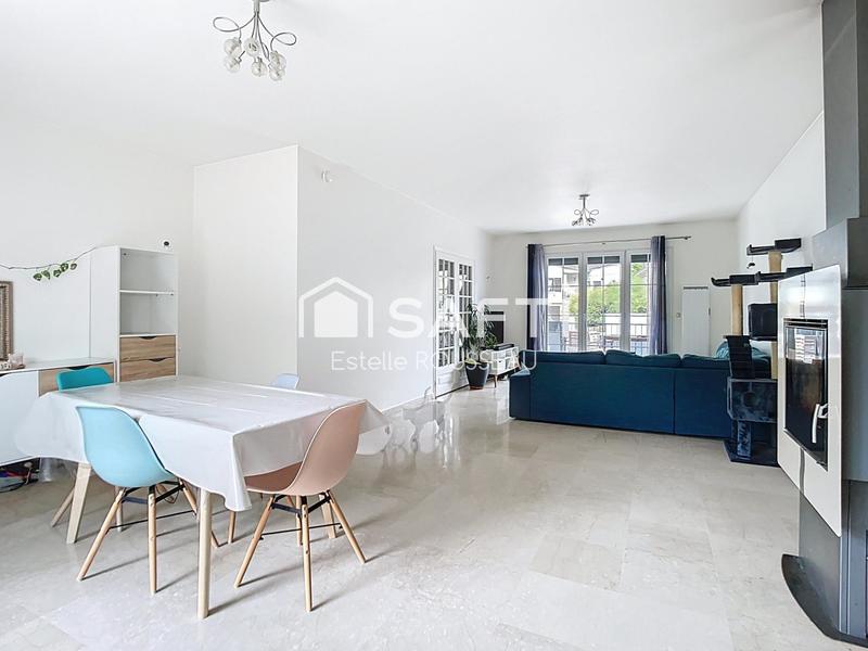 Maison - 145 m² - 8 pièces