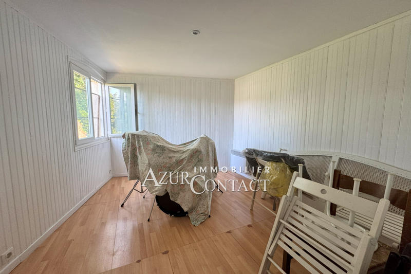 Maison - 210 m² - 8 pièces