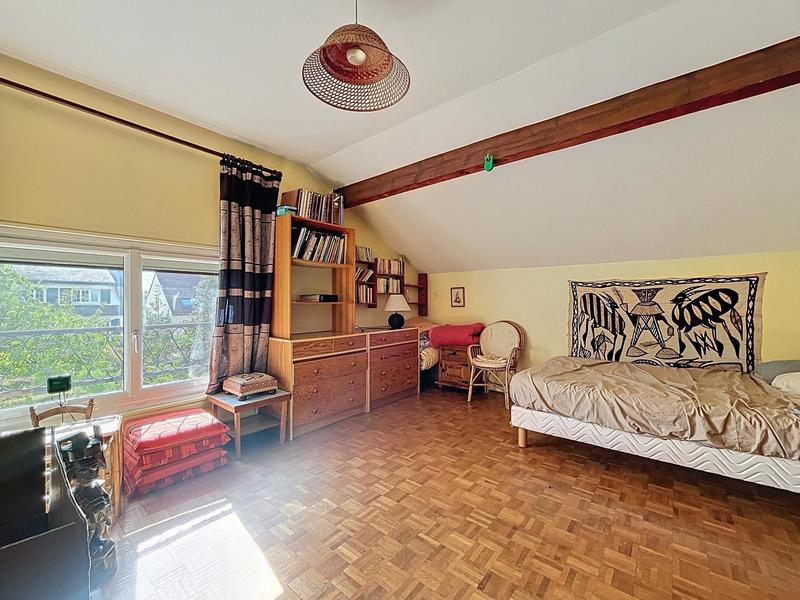 Maison - 183 m² - 6 pièces