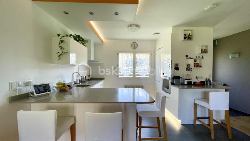 Maison - 96 m² - 5 pièces