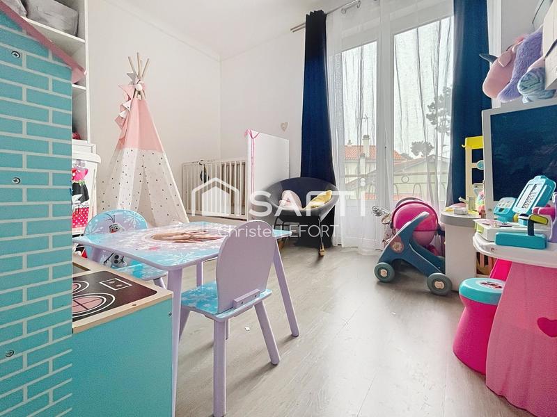 Maison de ville - 100 m² - 5 pièces