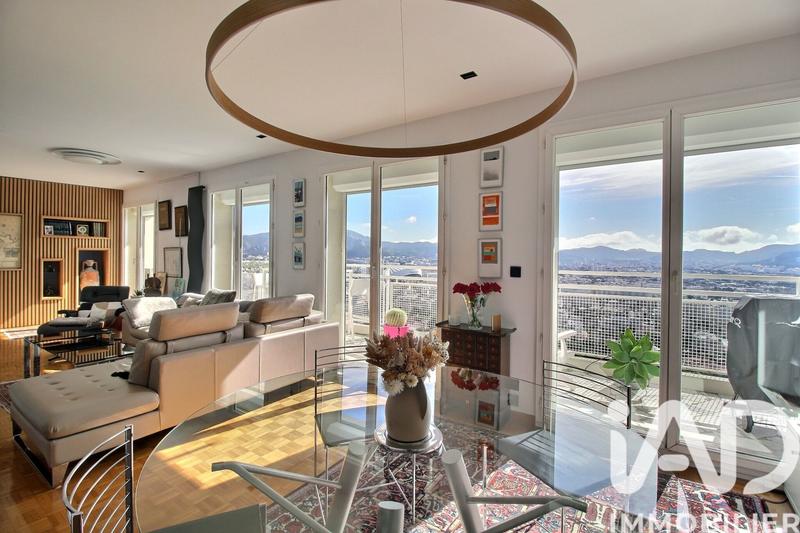 Appartement - 108 m² - 4 pièces