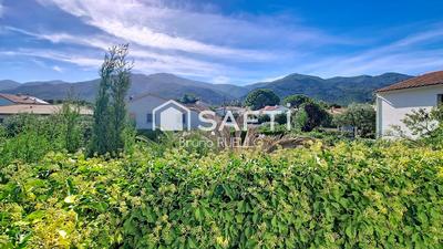 Maison - 180 m² - 7 pièces