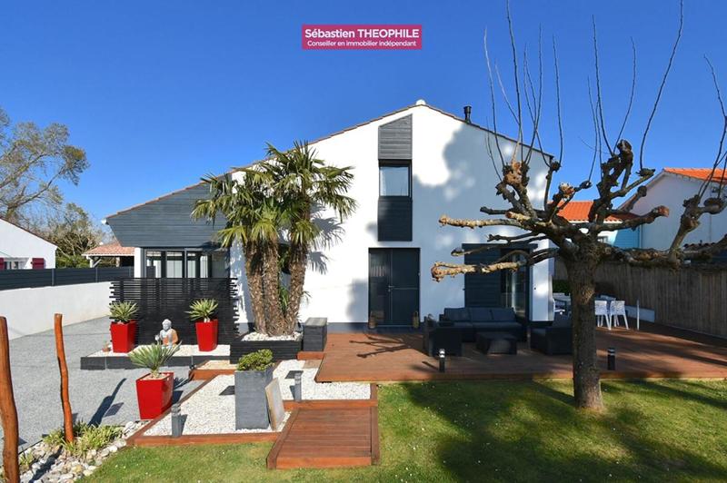 Maison - 130 m² - 6 pièces