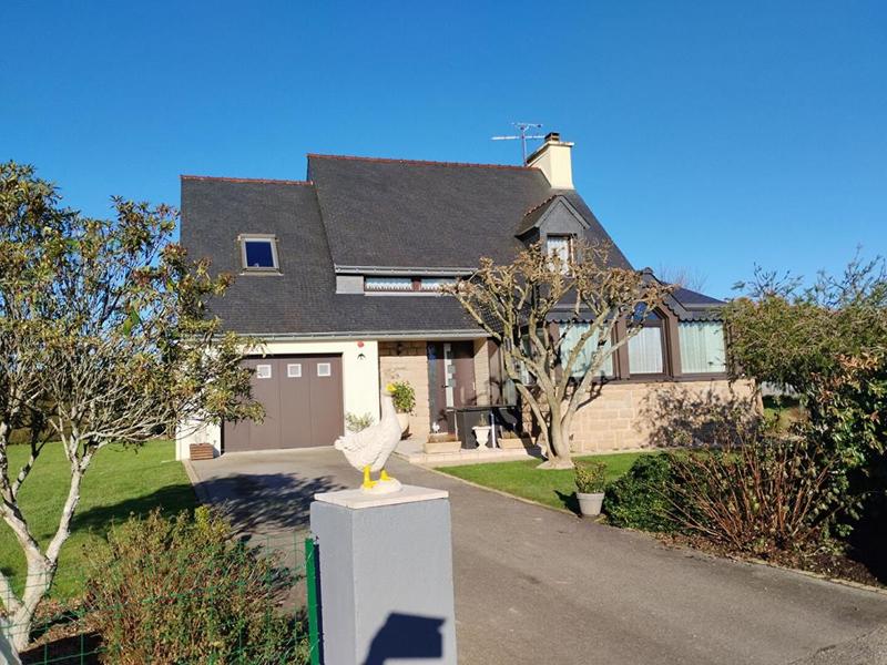 Maison - 106 m² - 6 pièces