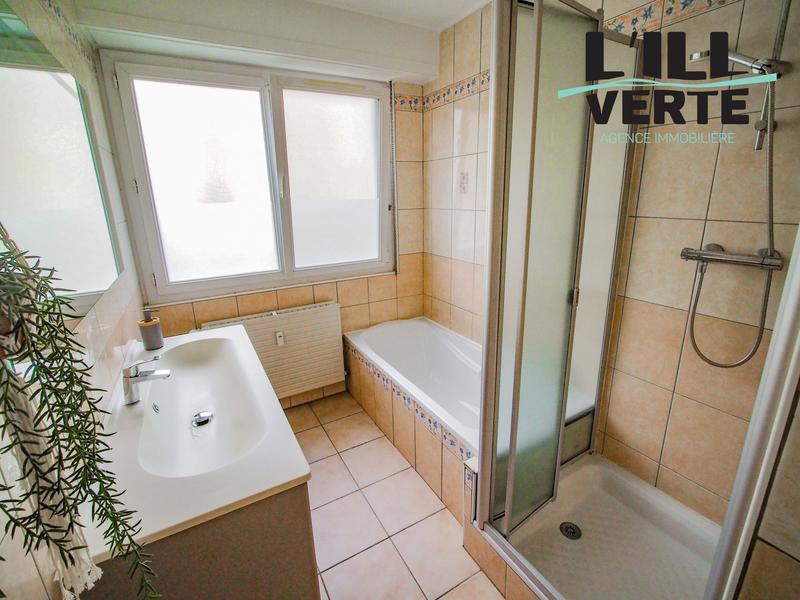 Appartement - 99 m² - 4 pièces