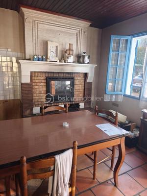 Maison - 90 m² - 5 pièces