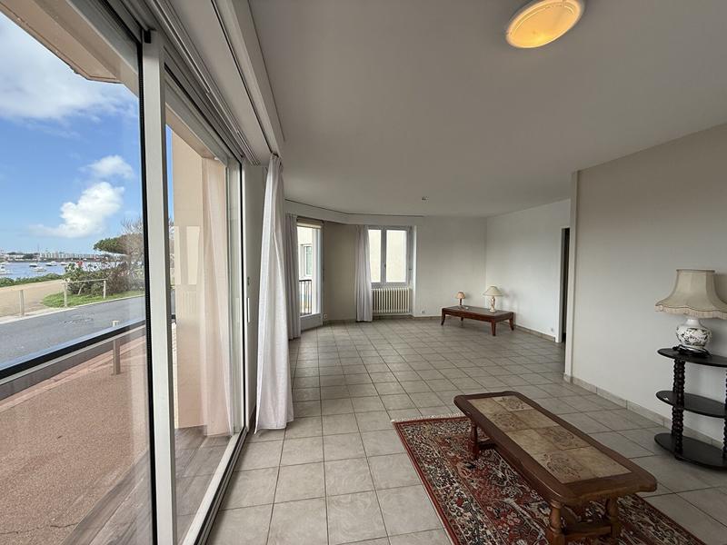 Appartement - 82 m² - 3 pièces