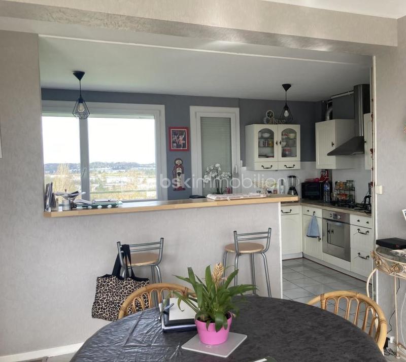 Appartement - 79 m² - 4 pièces