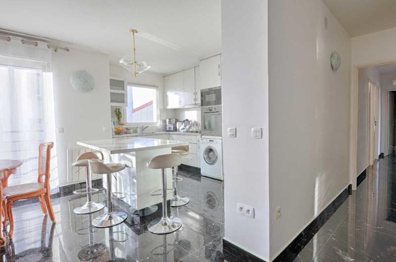 Appartement - 105 m² - 5 pièces