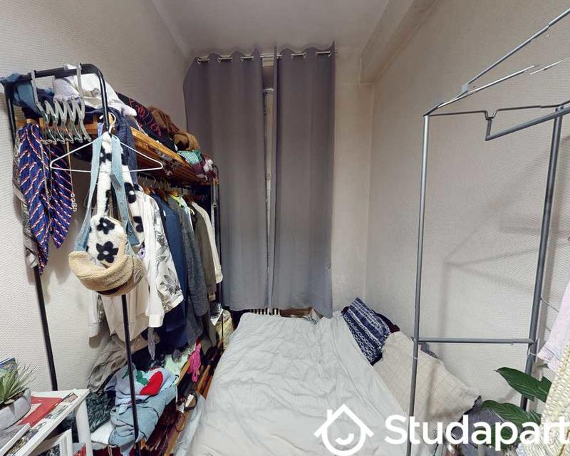 Chambre - 50 m² - 1 pièce