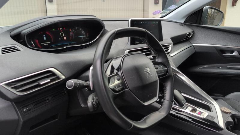 Peugeot 3008 II 1.2 PureTech 130 Eat6 Crossway - Entretien constructeur Toit ouvrant