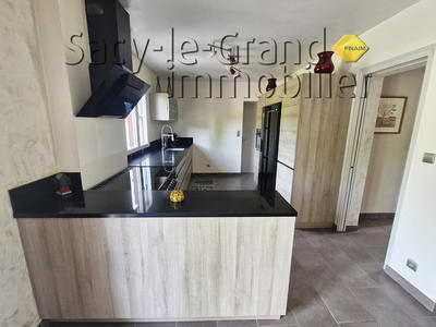 Maison - 204 m² - 8 pièces