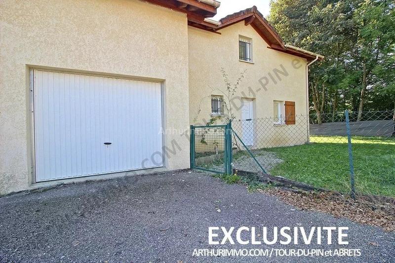 Maison - 98 m² - 5 pièces