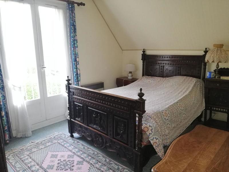 Maison - 181 m² - 8 pièces