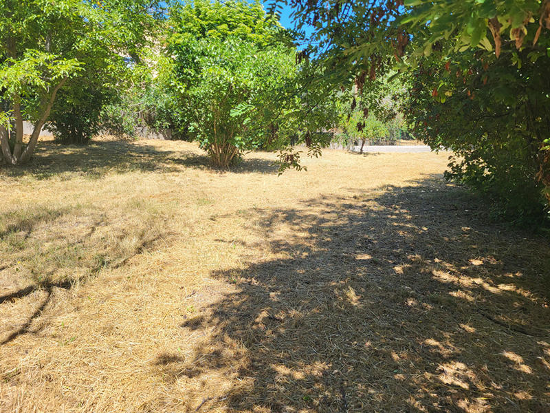 Terrain - 650 m²