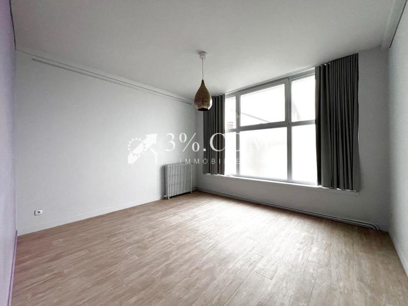 Loft - 202 m² - 6 pièces