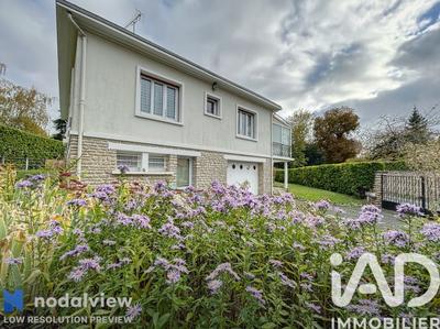 Maison - 101 m² - 5 pièces