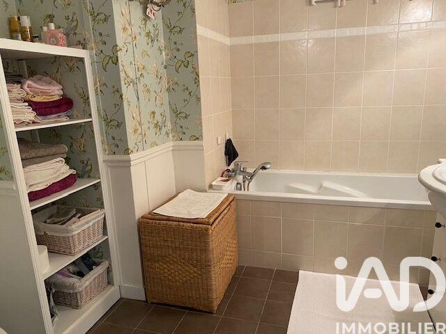 Appartement - 80 m² - 3 pièces