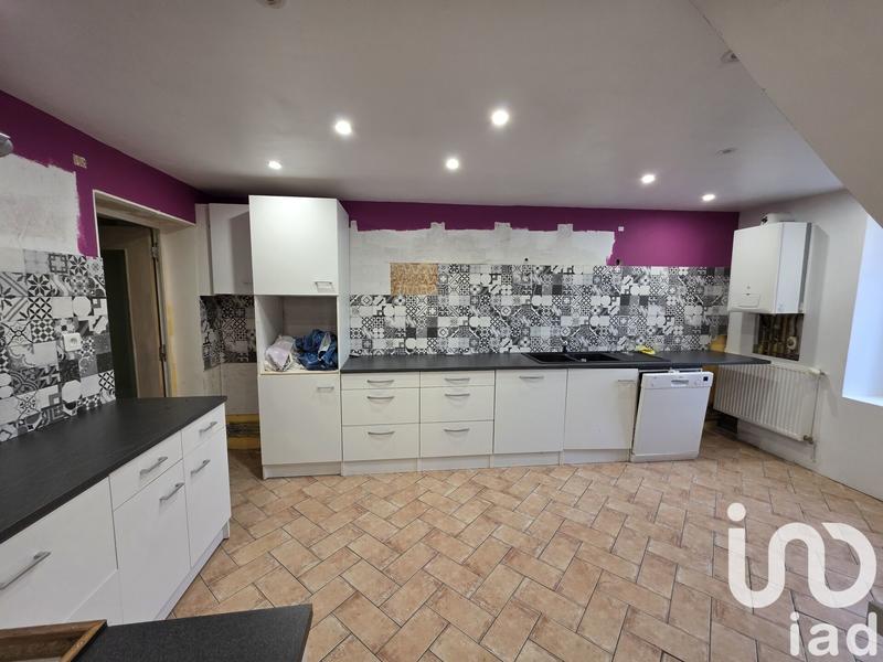 Maison - 145 m² - 9 pièces