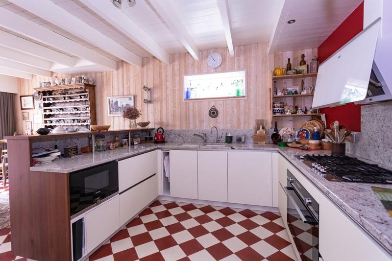 Maison - 196 m² - 6 pièces