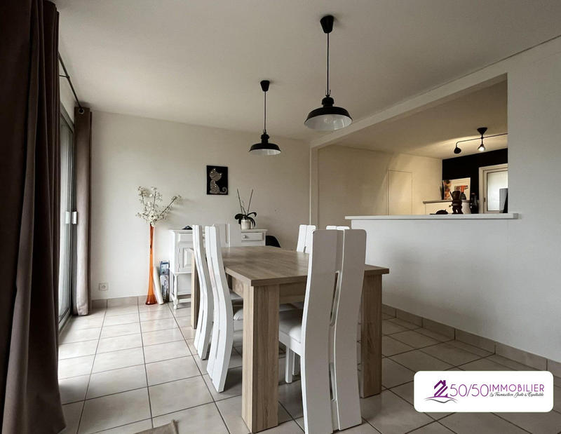 Maison - 85 m² - 5 pièces