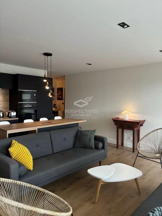 Appartement - 103 m² - 5 pièces