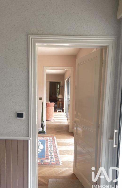 Maison - 252 m² - 7 pièces