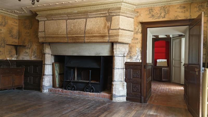 Corps de ferme - 275 m² - 10 pièces