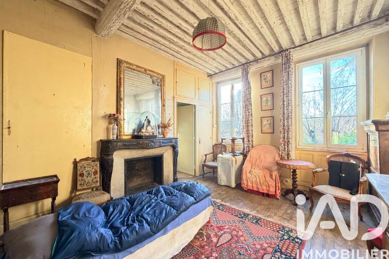 Maison - 220 m² - 10 pièces