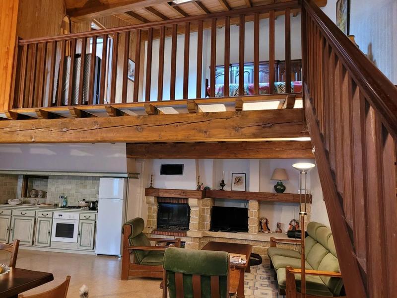 Maison - 181 m² - 4 pièces