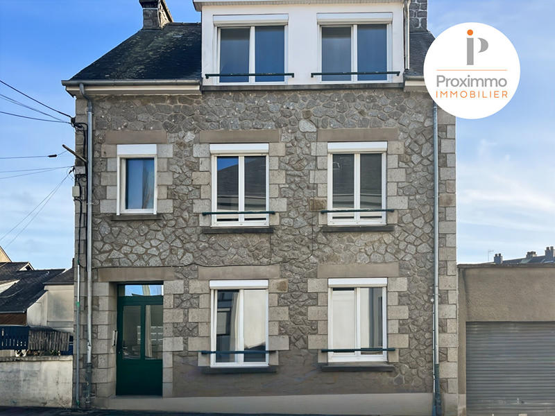 Immeuble - 132 m² - 6 pièces