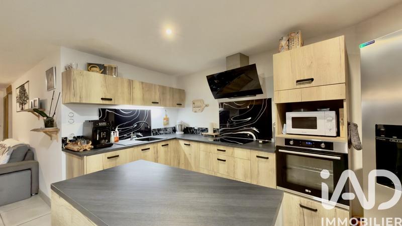 Maison de village - 84 m² - 3 pièces