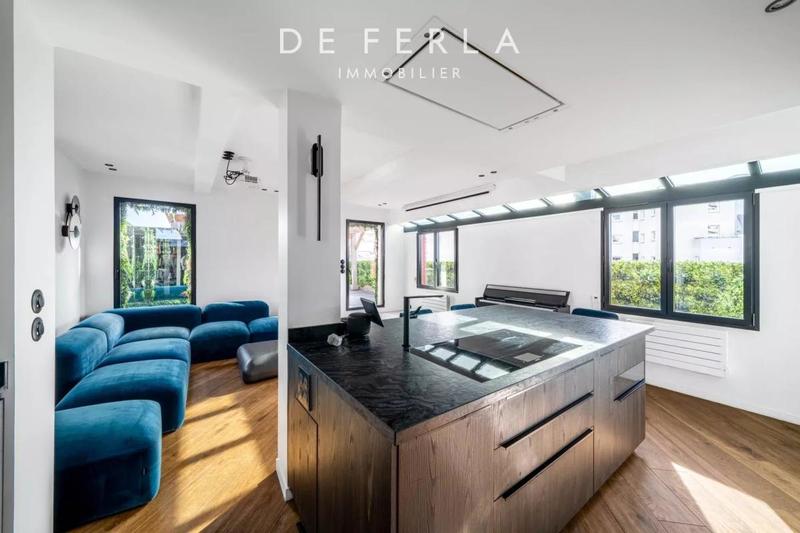 Penthouse - 87 m² - 4 pièces